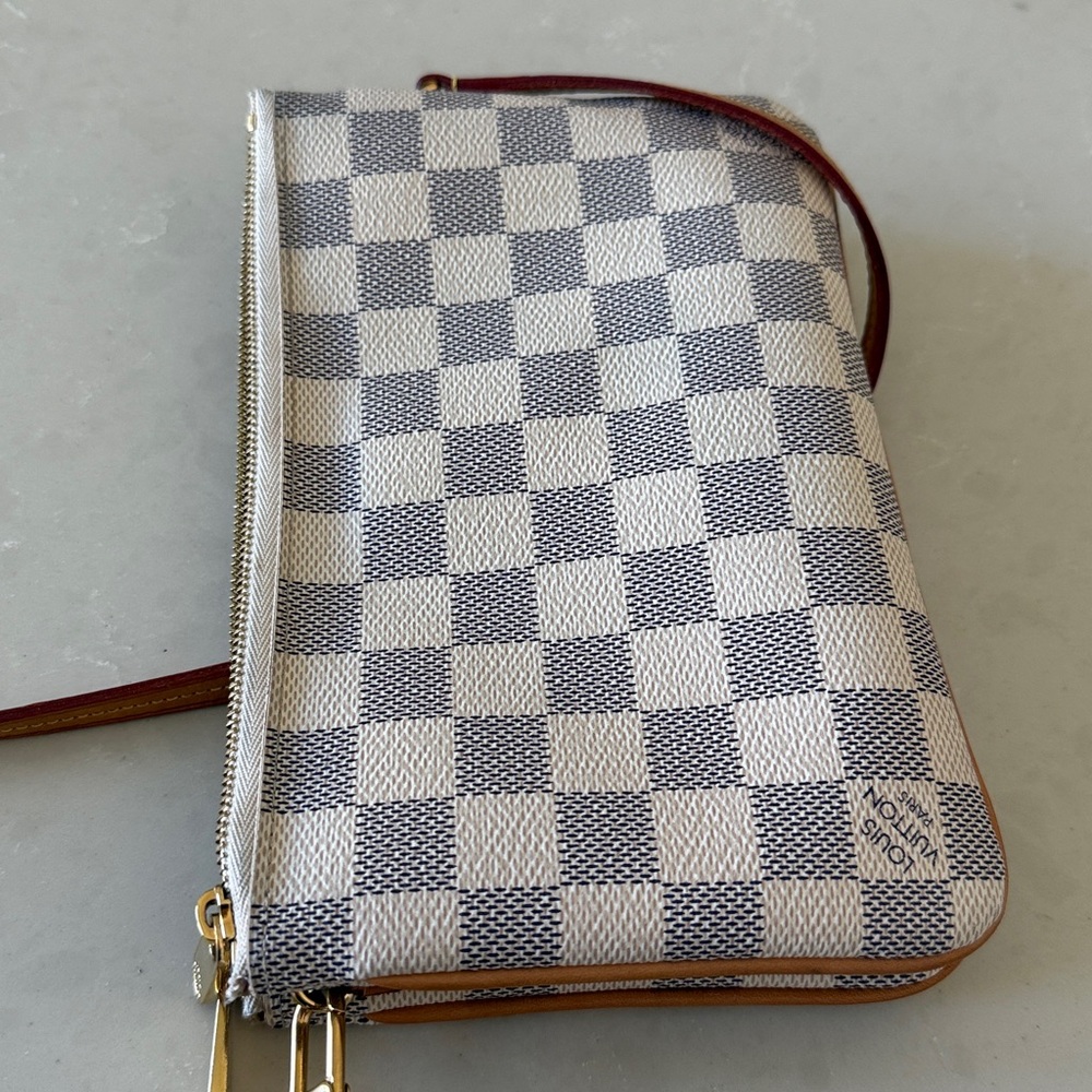 Authentic Louis Vuitton Damien Azur Double Zip Pochette - Picture 9 of 9